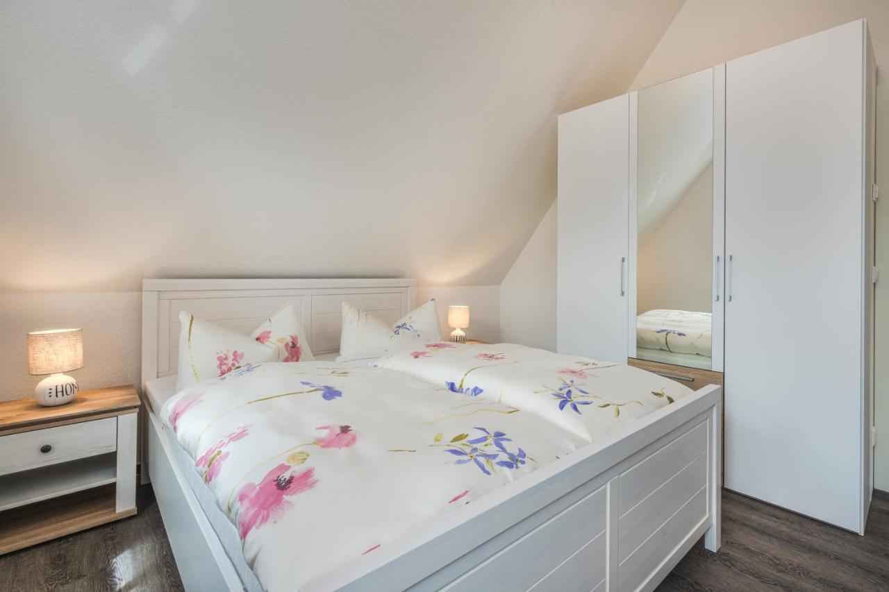 Reetdachhaus Am Haff Mit Sauna, Terrasse, Wlan Zirchow 외부 사진
